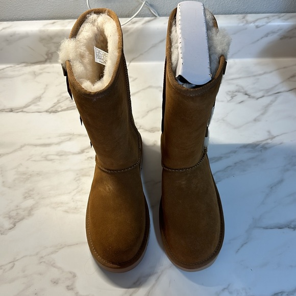 NEW! Never Worn! Women’s, Koolaburra By UGG, Victoria Tall boots - Picture 3 of 8